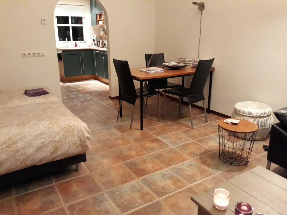 Vakantiehuisje Achter Odiliapeel Bagian luar foto
