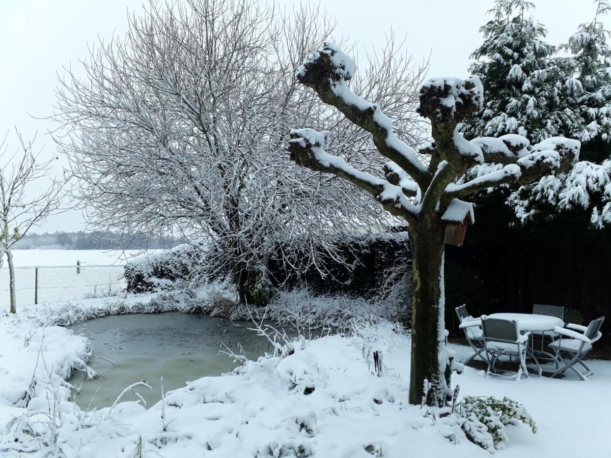 Vakantiehuisje Achter Odiliapeel Bagian luar foto