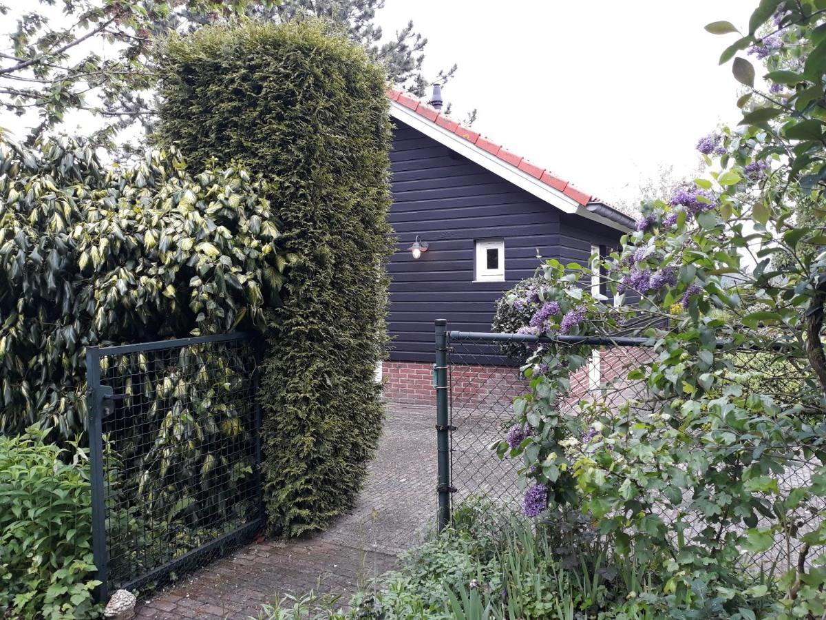 Vakantiehuisje Achter Odiliapeel Bagian luar foto